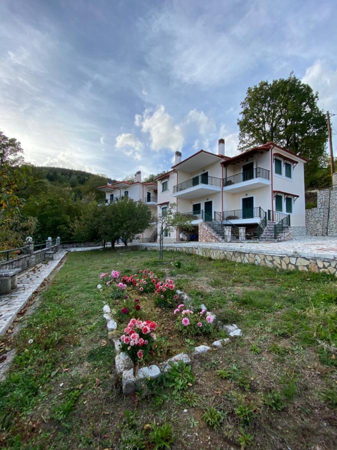 Bed and Breakfast Nefeles Неохорион Экстерьер фото