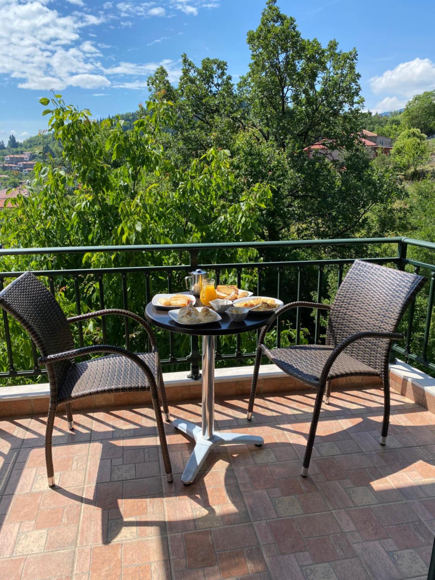 Bed and Breakfast Nefeles Неохорион Экстерьер фото