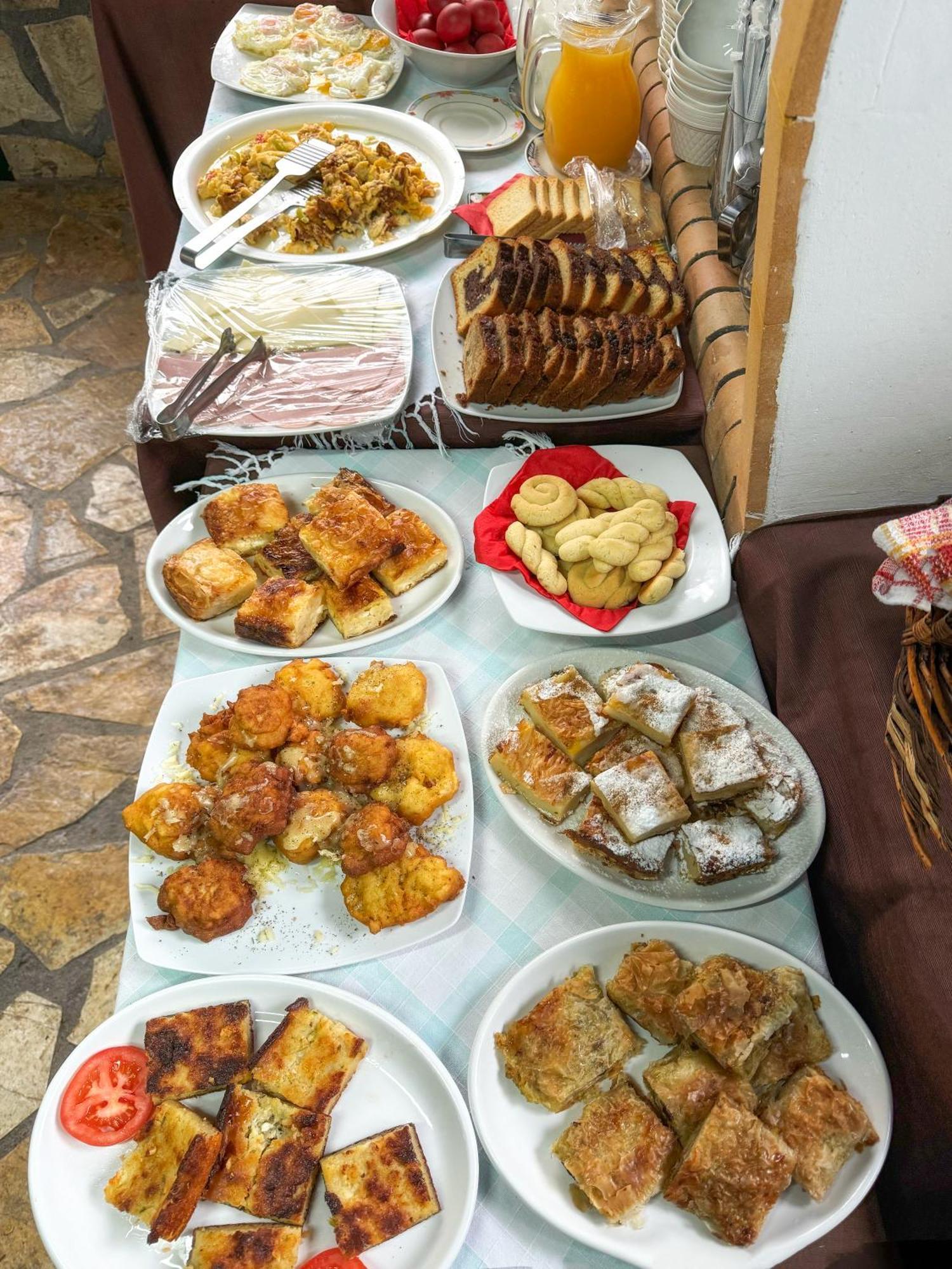 Bed and Breakfast Nefeles Неохорион Экстерьер фото